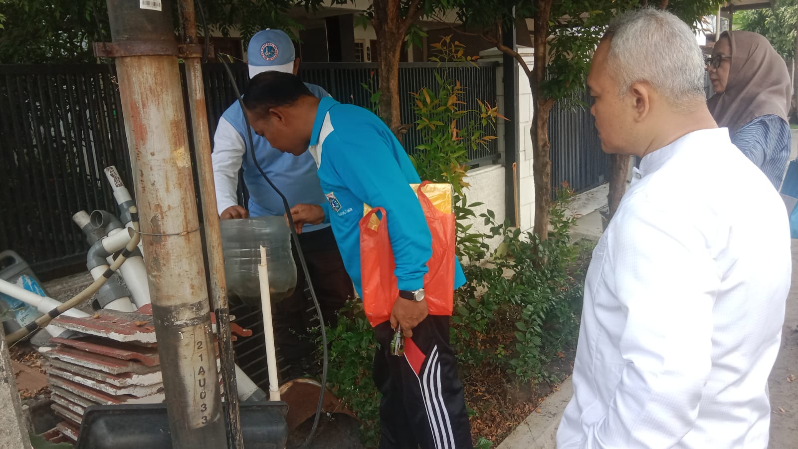 Cegah DBD Sejak Dini, Kelurahan Kelapa Gading Timur Monitoring PSN Bersama Kader Jumantik 5
