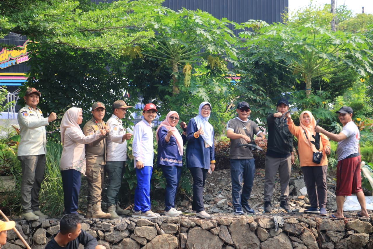 Jaga Keseimbangan Ekosistem Air, Kelurahan Sunter Jaya Laksanakan Giat Penjaringan Ikan Sapu-Sapu 2