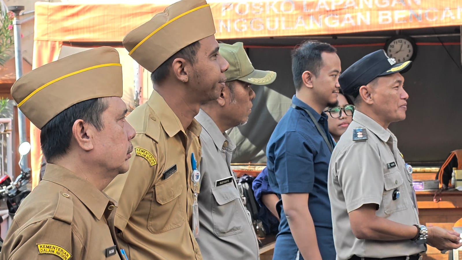 Lurah Rawa Badak Selatan Pimpin Apel dan Pelepasan Petugas Sensus Ekonomi Tahun 2026 2