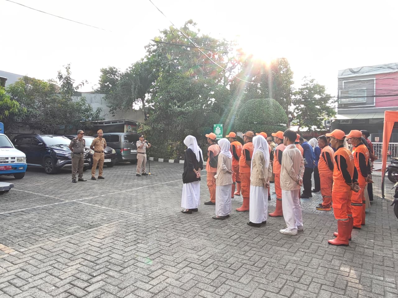 Apel Pagi Kelurahan Rawa Badak Selatan Perkuat Disiplin dan Sinergi Pelayanan 3