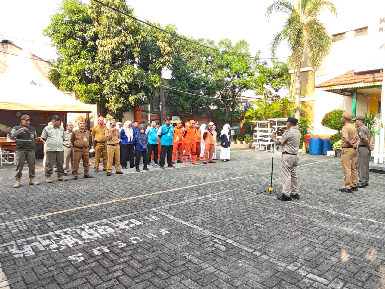 Apel Pagi Kelurahan Rawa Badak Selatan Perkuat Disiplin dan Sinergi Pelayanan 2