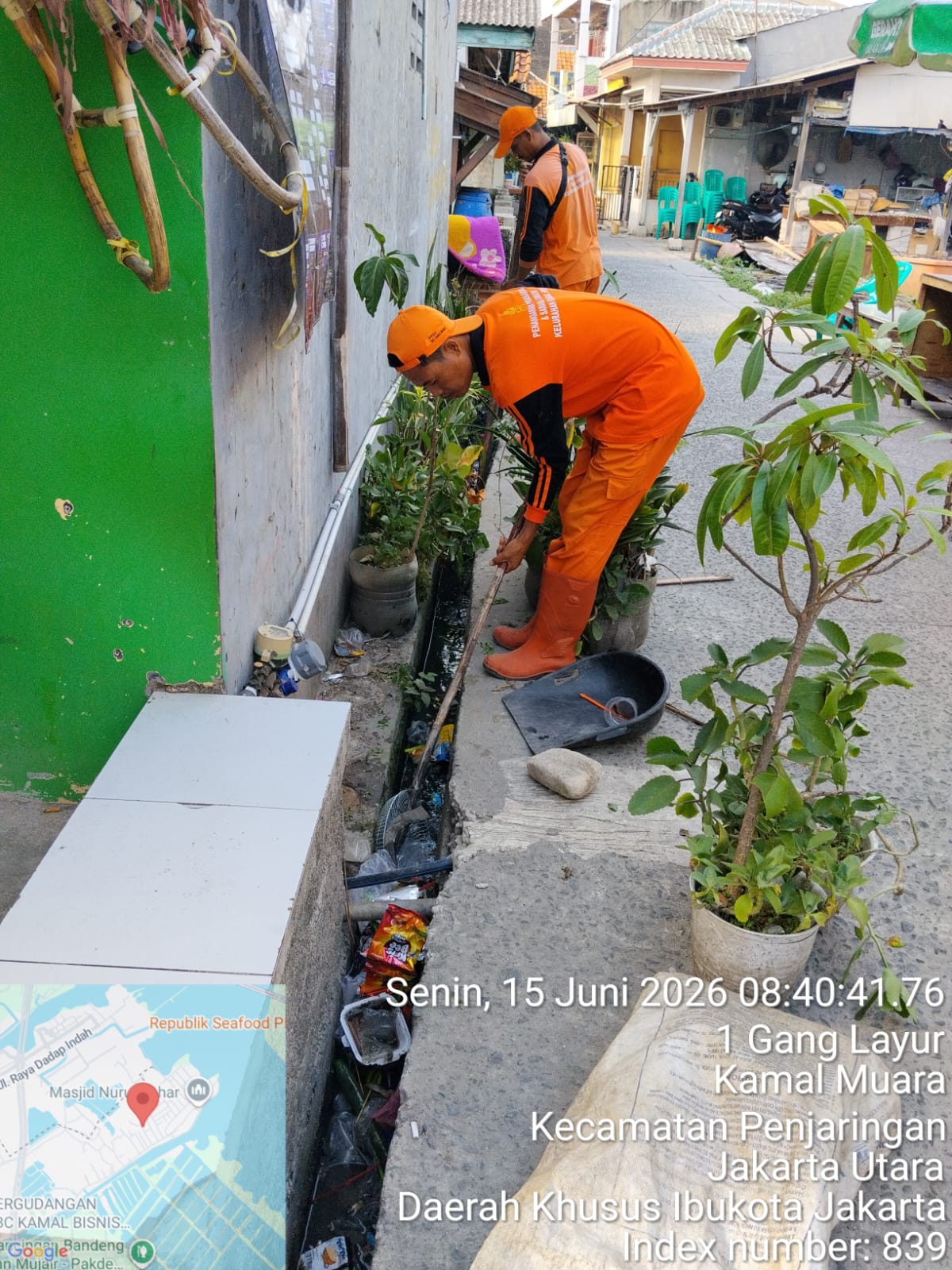 Tim Zona 1 PPSU Kamal Muara Bergerak Cepat Atasi Sumbatan Saluran, Dukung Lingkungan Bersih dan Bebas Genangan 2