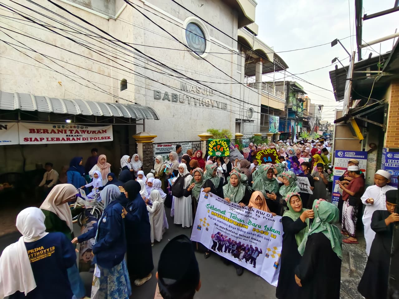 Semarak Tahun Baru Islam 1448 Hijriah, Sekitar 1.400 Warga Meriahkan Pawai Muharam di RW 03 Papanggo 6
