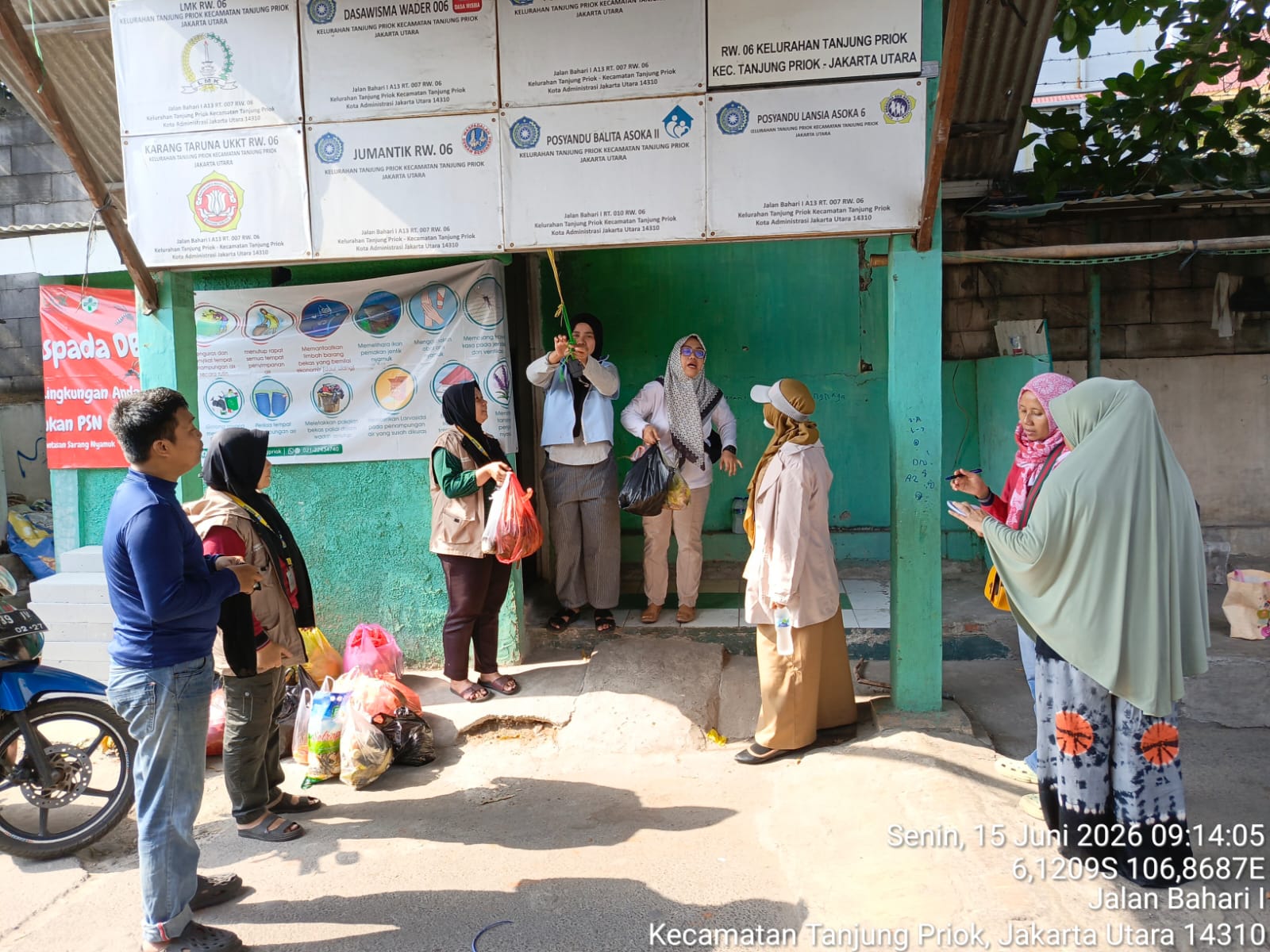 Monitoring Gerakan Pemilahan Sampah di RW.06 Kelurahan Tanjung Priok 1