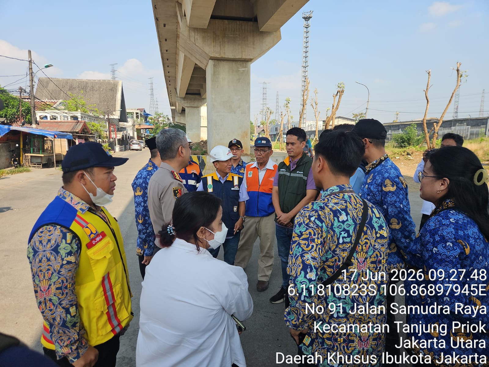Survei Lokasi Pendirian Posko Kampung Bersinar di Kawasan Ruang Milik Jalan (Rumija) Tol Ancol Timur–Pluit Harbour Road II 1