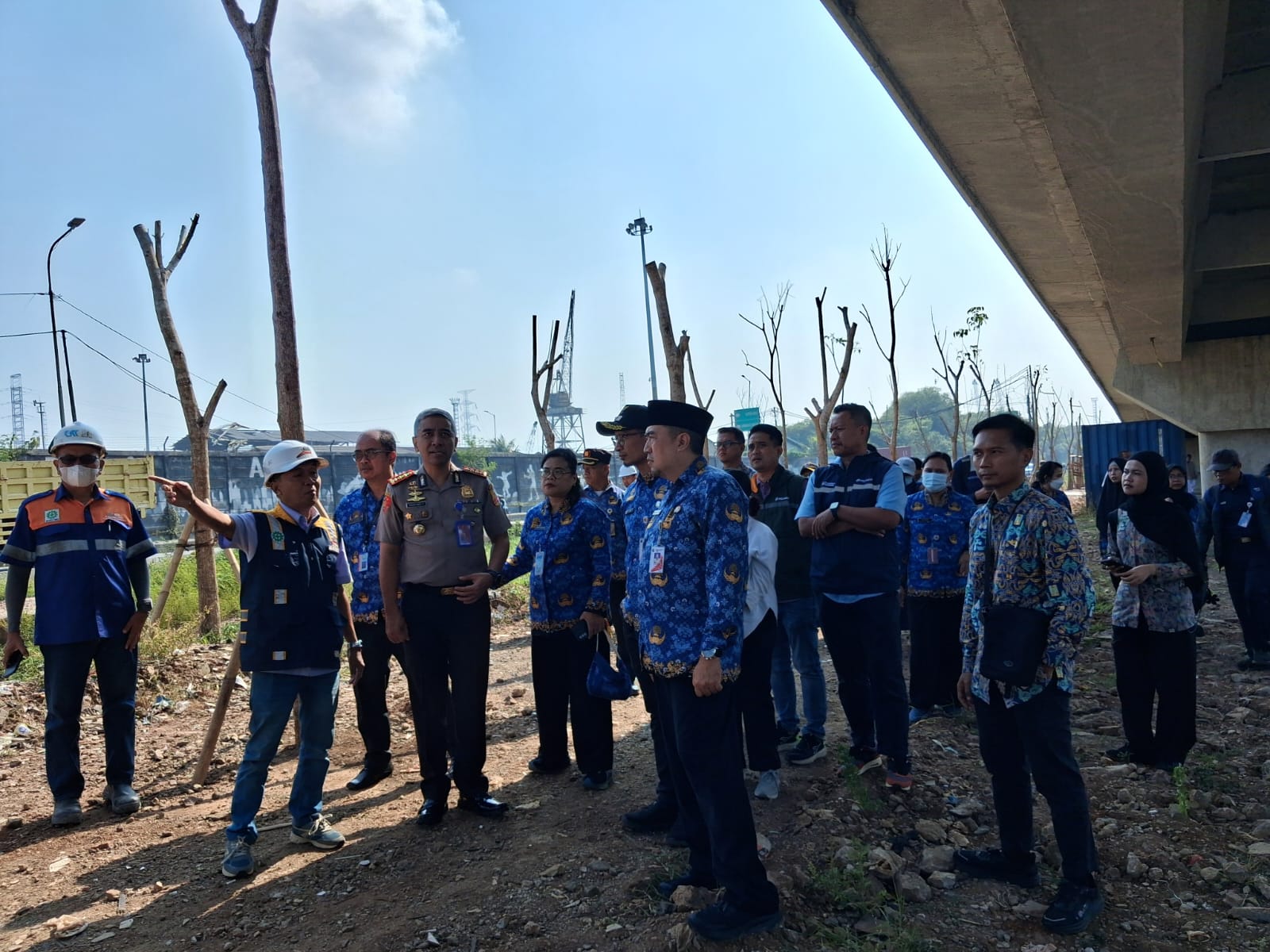 Survei Lokasi Pendirian Posko Kampung Bersinar di Kawasan Ruang Milik Jalan (Rumija) Tol Ancol Timur–Pluit Harbour Road II 2