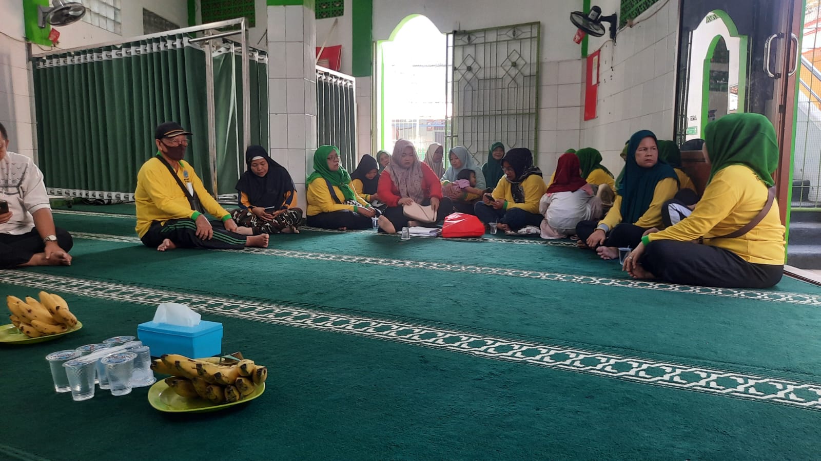 Lurah Rawa Badak Selatan Pimpin Monitoring PSN dan Sosialisasi Pemilahan Sampah di RW 03 2