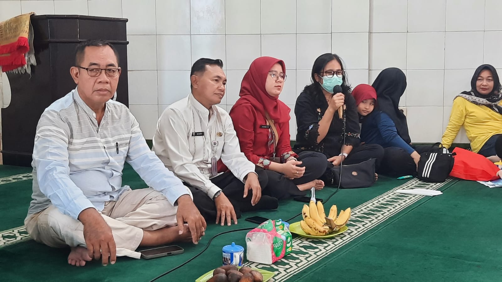 Lurah Rawa Badak Selatan Pimpin Monitoring PSN dan Sosialisasi Pemilahan Sampah di RW 03 6