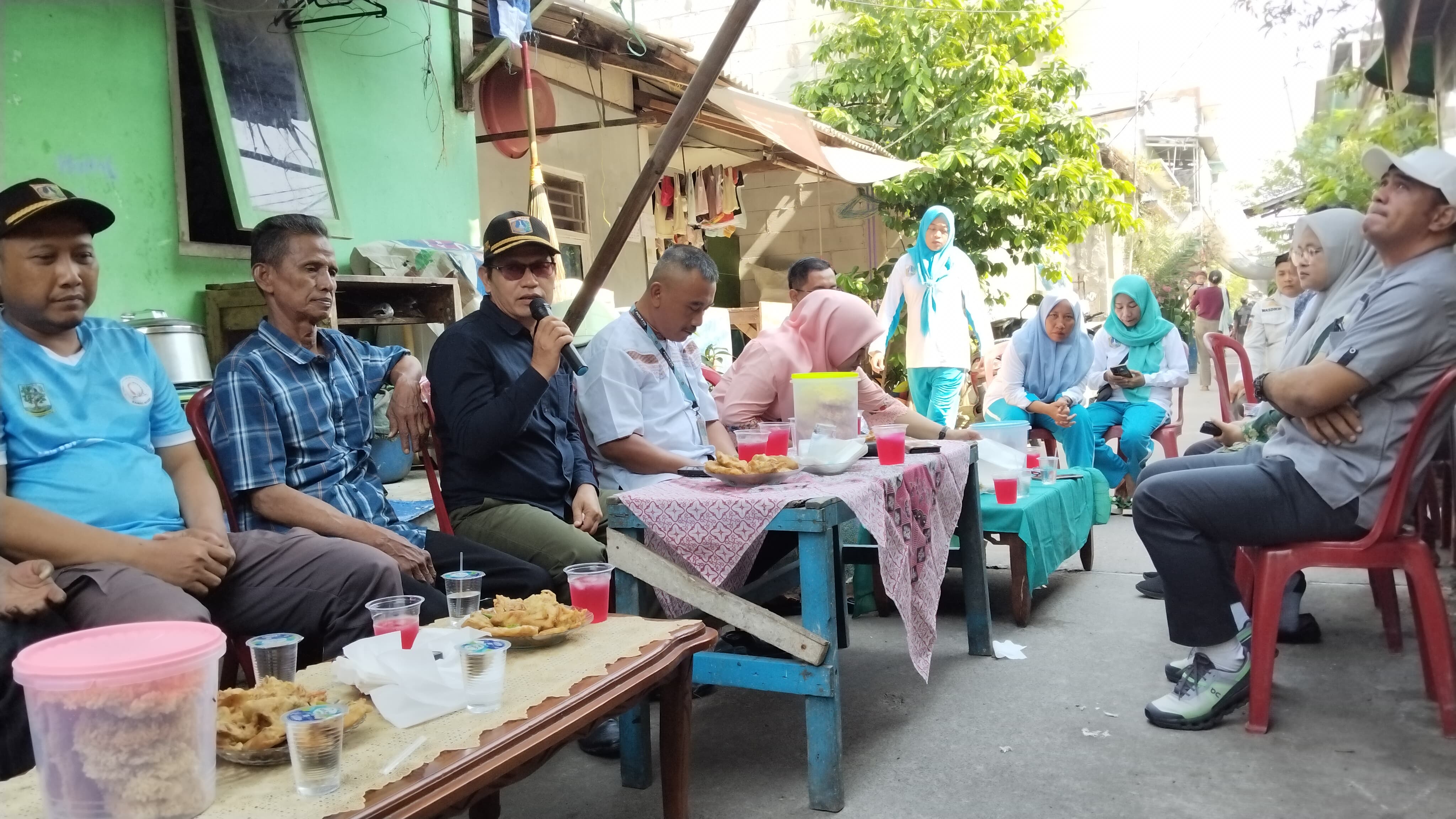 PSN dan Jumantik RW 04 Kamal Muara Perkuat Gerakan Pencegahan DBD Melalui Edukasi dan Pemeriksaan Lingkungan 1