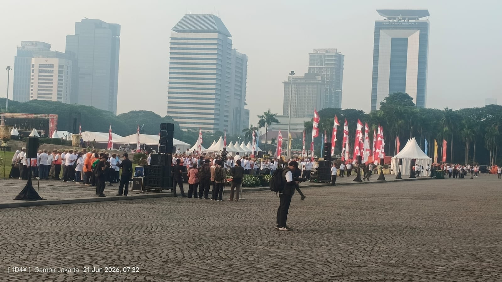 Kelurahan Papanggo Ikuti Apel Siaga “Jaga Jakarta Pilah Sampah” Tahun 2026 di Monas 2