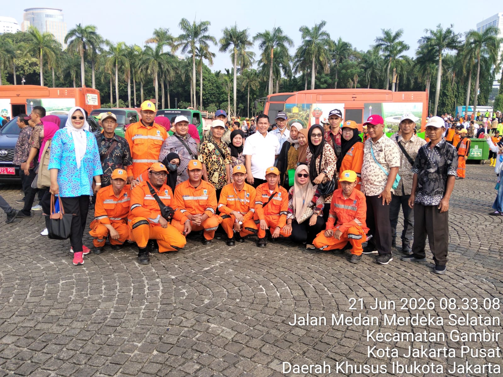 Kelurahan Pademangan Timur Berpartisipasi dalam Apel Siaga Jaga Jakarta untuk Pilah Sampah di Monas 1