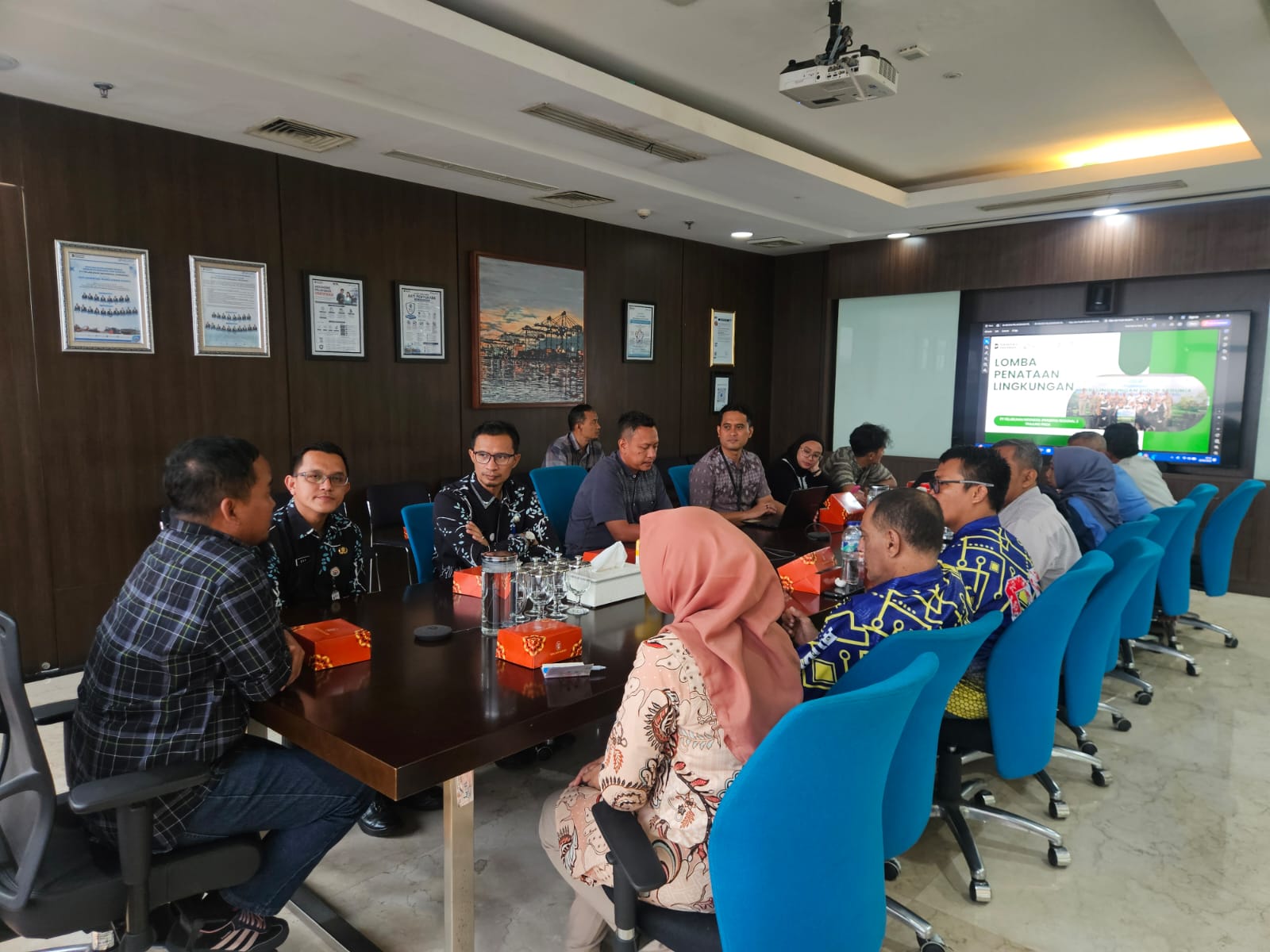 Pembahasan Teknis Penyelenggaraan dan Pemberian Bantuan Awal Program Penataan atau Menghias Lingkungan Tahun 2026 di Wilayah Kelurahan Tanjung Priok 4