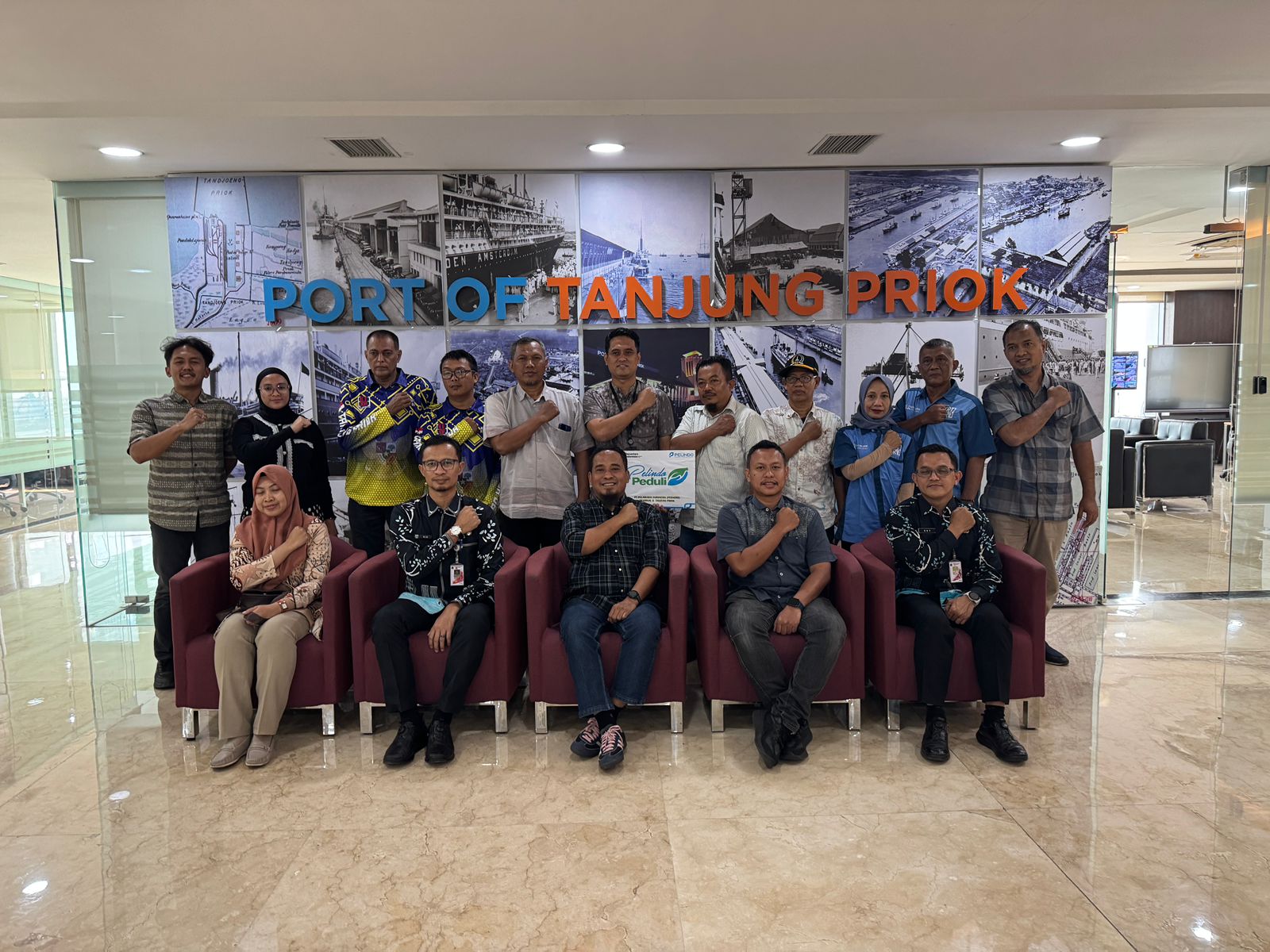 Pembahasan Teknis Penyelenggaraan dan Pemberian Bantuan Awal Program Penataan atau Menghias Lingkungan Tahun 2026 di Wilayah Kelurahan Tanjung Priok 2