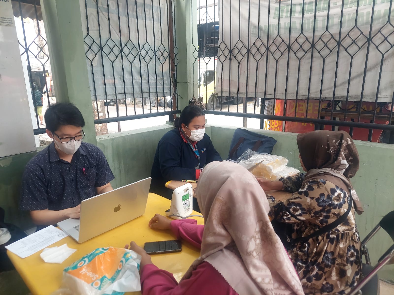 Skrining Terpadu SERENA GOMASY Perkuat Kampung Siaga TBC di RW 002 Pademangan Timur 1