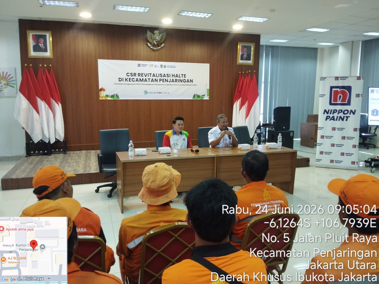 Kolaborasi CSR dan Pemerintah Hadirkan Revitalisasi Halte, Pelatihan Pengecatan PPSU Perkuat Kualitas Penataan Lingkungan di Penjaringan 2