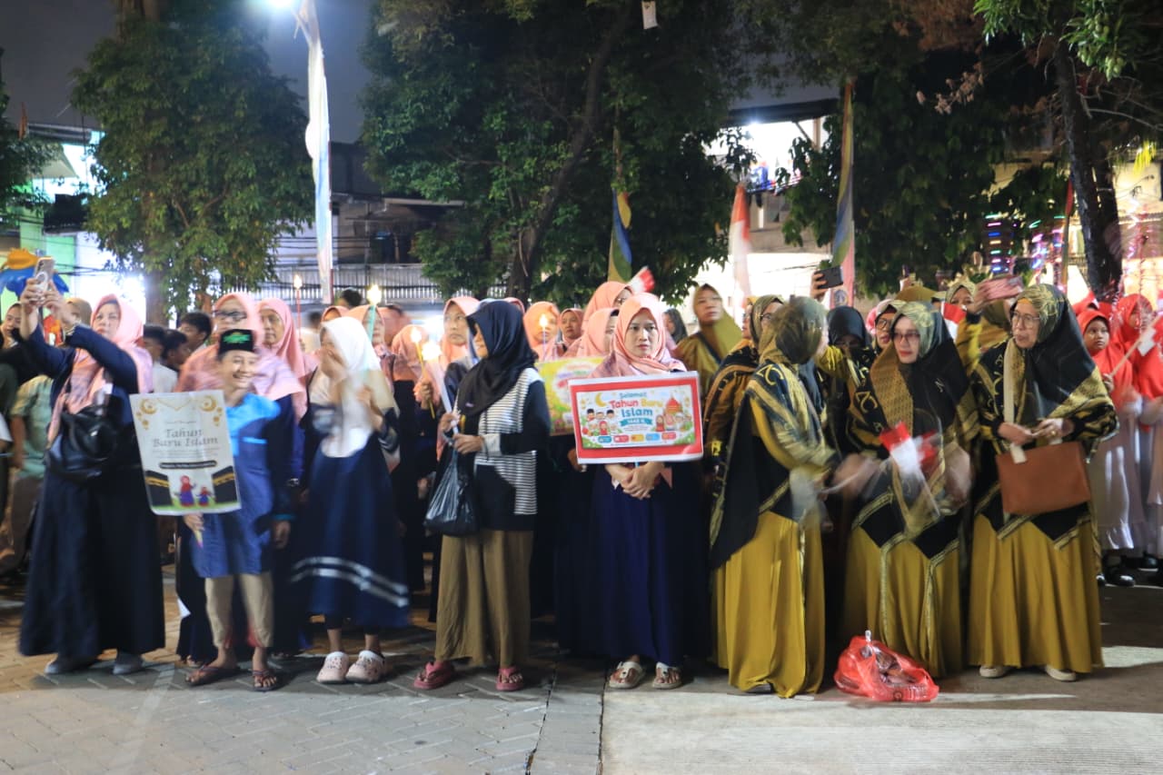 Kelurahan Sunter Jaya Gelar Pawai Obor Sambut 1 Muharram 1448 H 9
