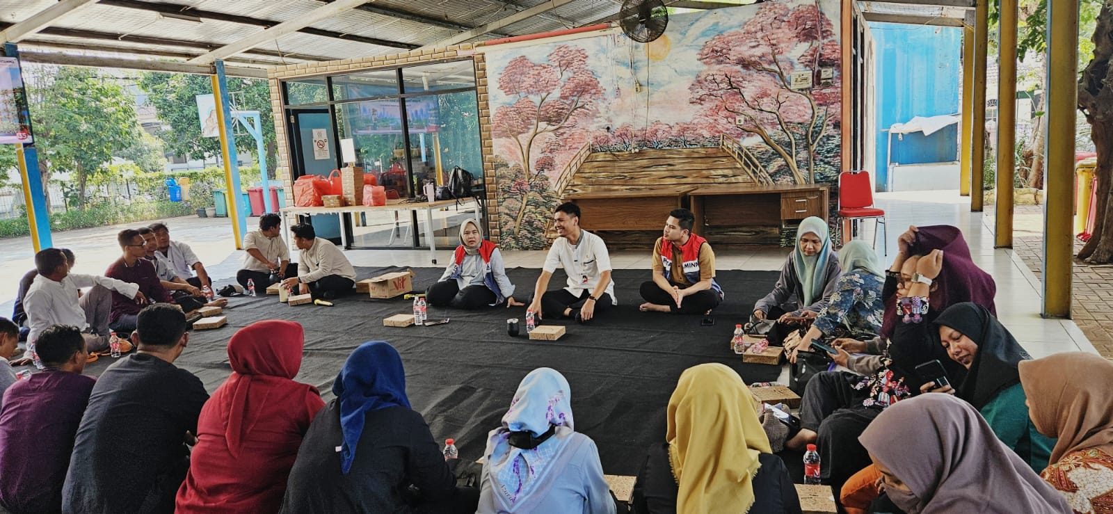 Kolaborasi Lintas Sektor, RPTRA Sunter Indah Panen 3,8 Kg Ubi Ungu dan Gelar Evaluasi Berkala 2