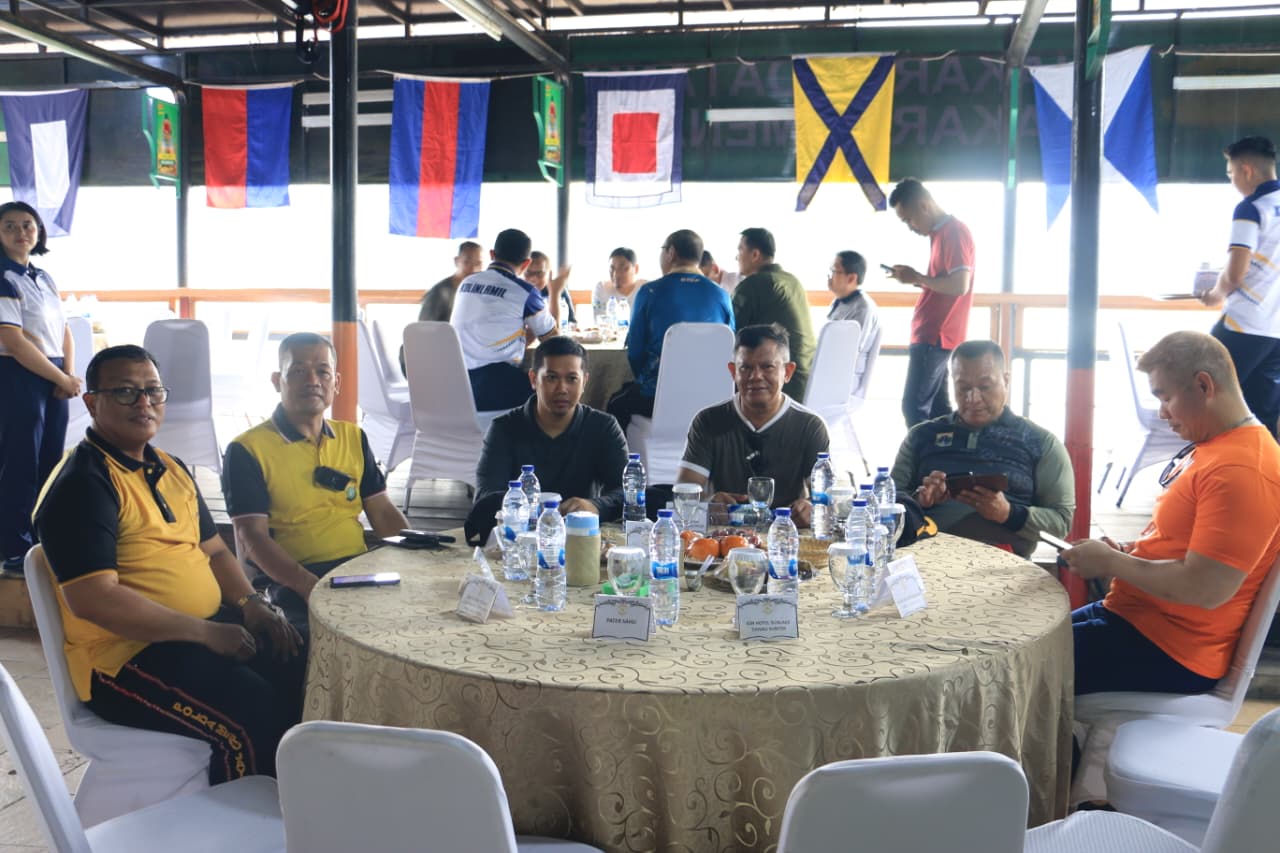 Sinergi Tanpa Batas! Tiga Pilar Bersama Warga Gelar Karya Bakti Kolinlamil 10
