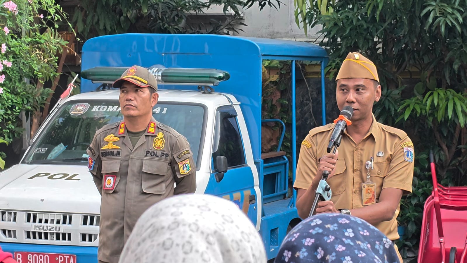 Apel Pagi Perkuat Sinergi dan Disiplin Aparatur Kelurahan Rawa Badak Selatan 4