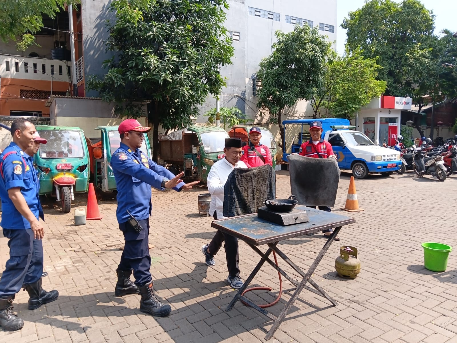Bersama REDKAR, Wujudkan Tugu Selatan Tangguh dan Aman Kebakaran 5