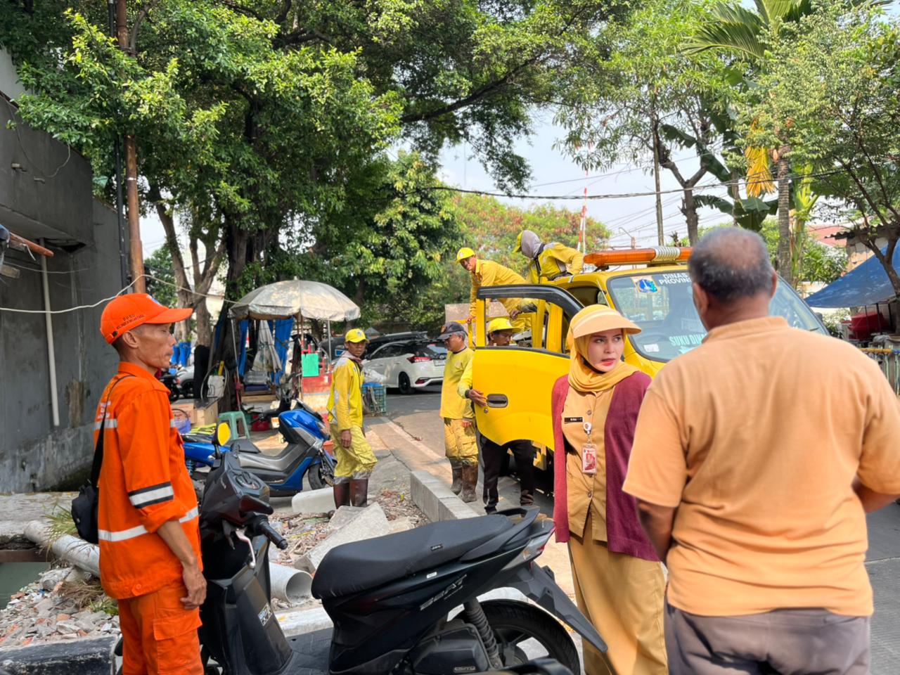 Monitoring Kasi Ekbang Terkait Penataan Kawasan TW 3 dan Pengembangan Hidroponik Zona PPSU Kelurahan Pademangan Timur Selasa, 30 Juni 2026 2