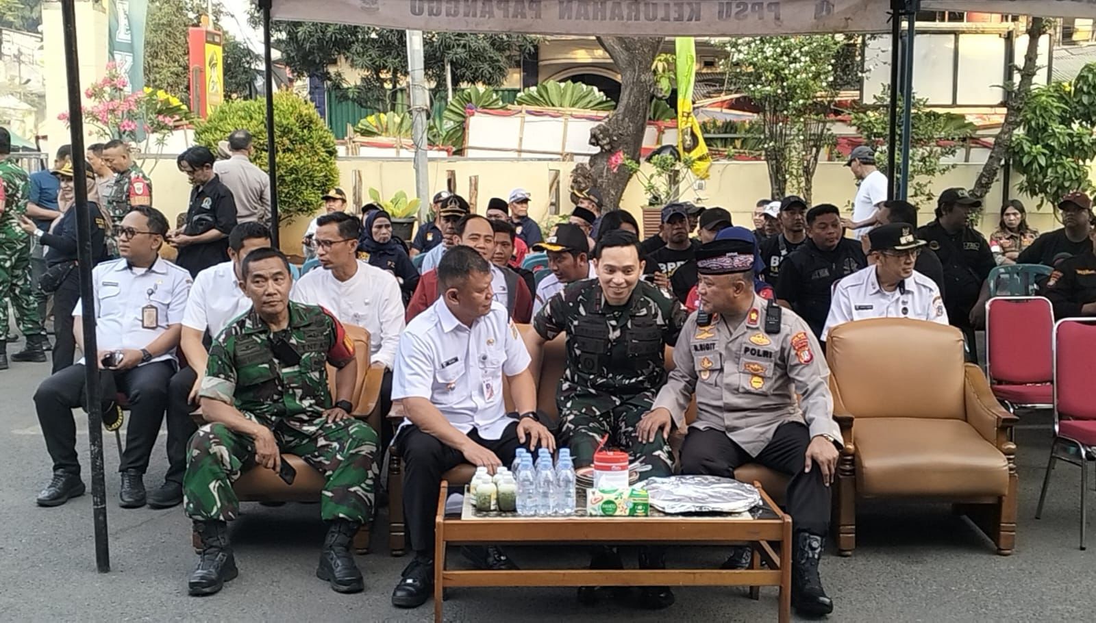 Perkuat Sinergitas, Camat Tanjung Priok dan Jajaran Lurah Hadiri Syukuran Hari Bhayangkara ke-80 di Polsek Tanjung Priok 1