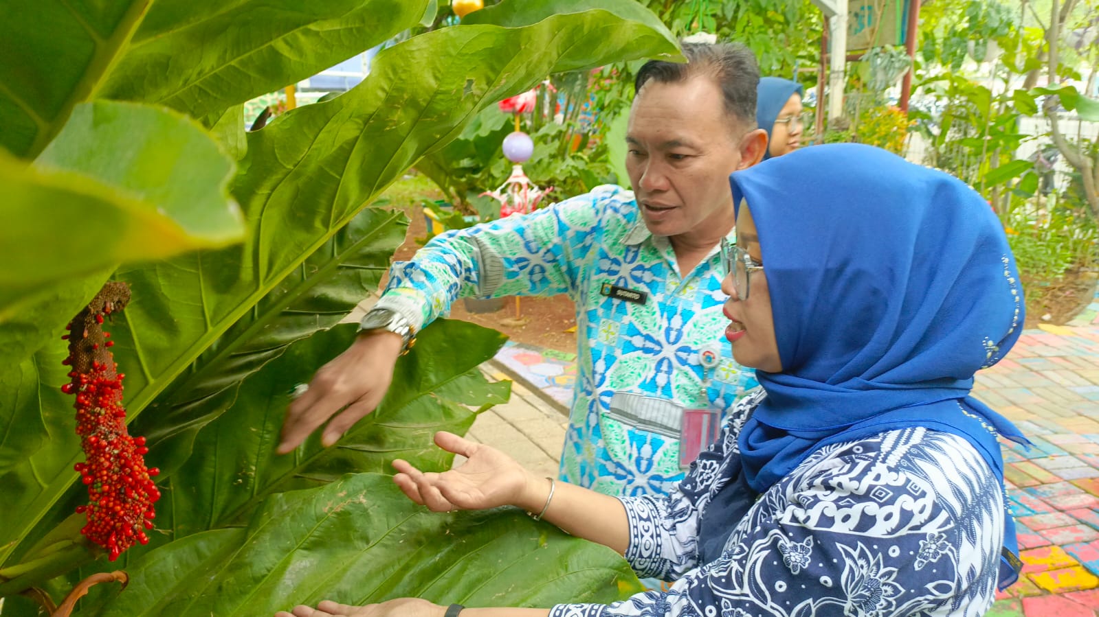 Monitoring RPTRA Rasela, Lurah Rawa Badak Selatan Pastikan Fasilitas Publik Tetap Nyaman dan Terawat 3