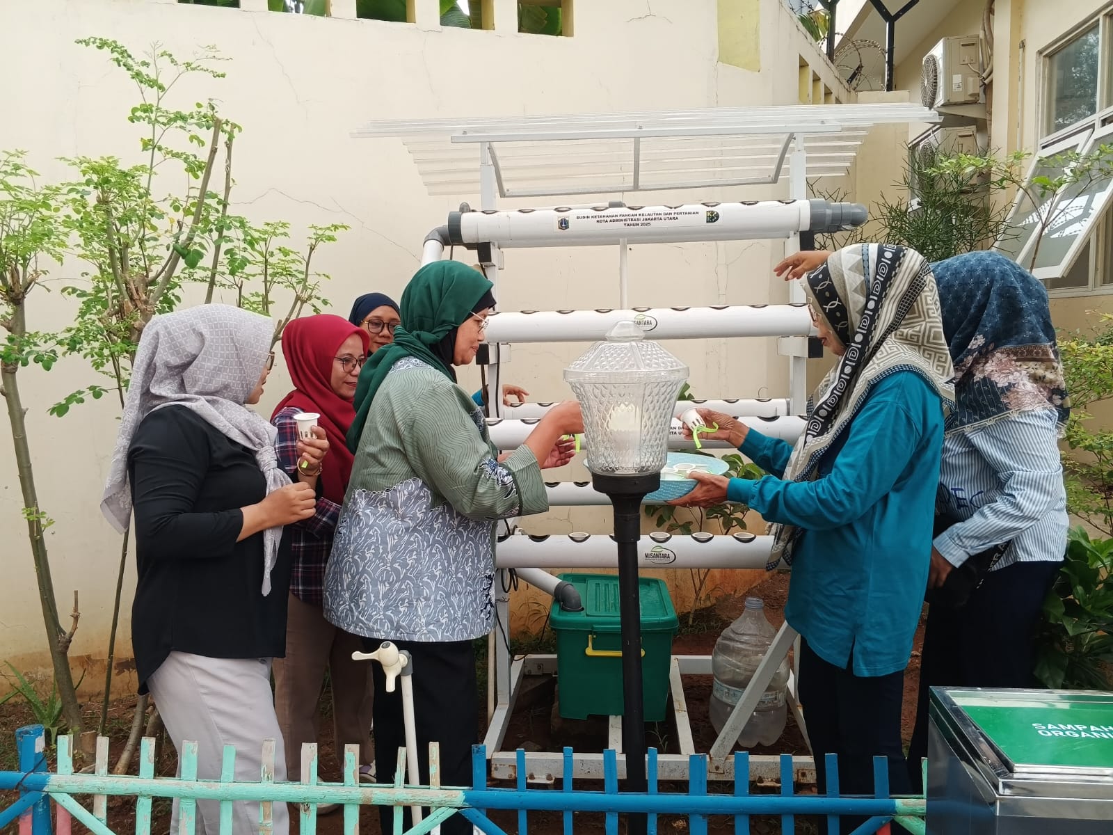 Mendukung Ketahanan Pangan, Kegiatan Penyemaian Benih Pakcoy Hidroponik Berjalan Sukses 1