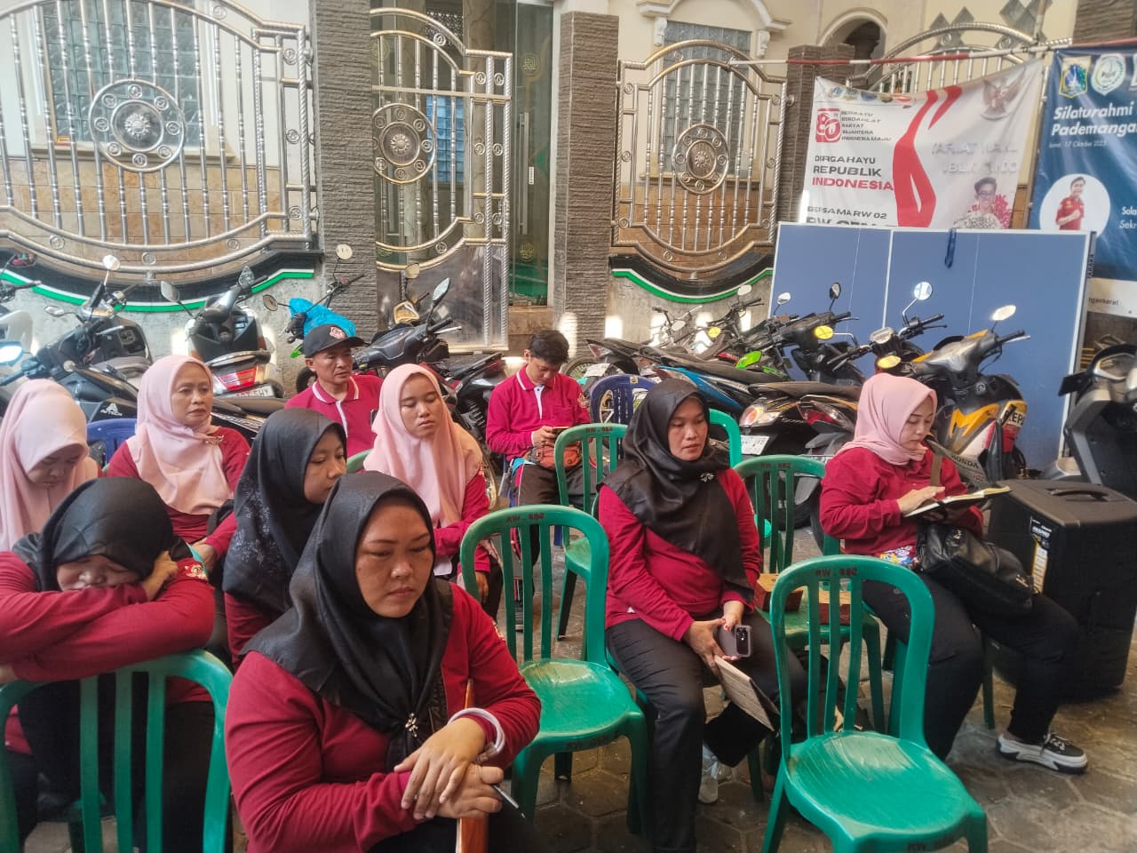 Kegiatan Gebyar PSN dan Gerakan Penyuluhan Keluarga Serentak di RW 02 Perkuat Kolaborasi Menuju Lingkungan Sehat 3