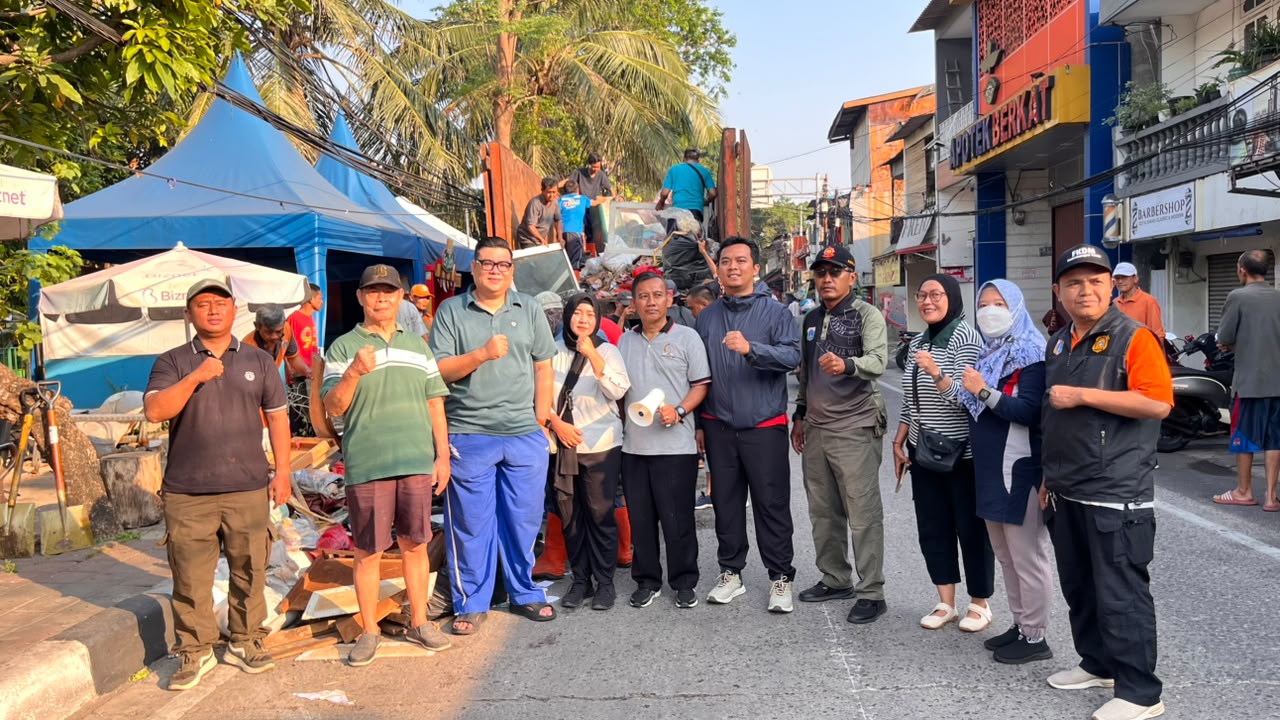 Kerja Bakti RW 09 Wilayah Kelurahan Pademangan Timur Pada hari Minggu, 5 Juli 2026 6