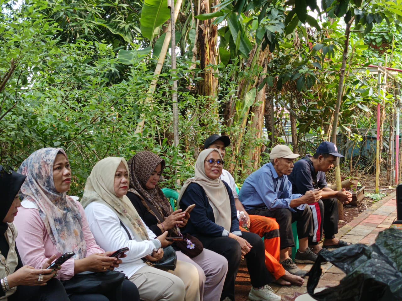 Wujud Syukur Tata Kelola Lingkungan, RW 05 Kelurahan Sunter Jaya Gelar Tasyakuran Bank Sampah 3