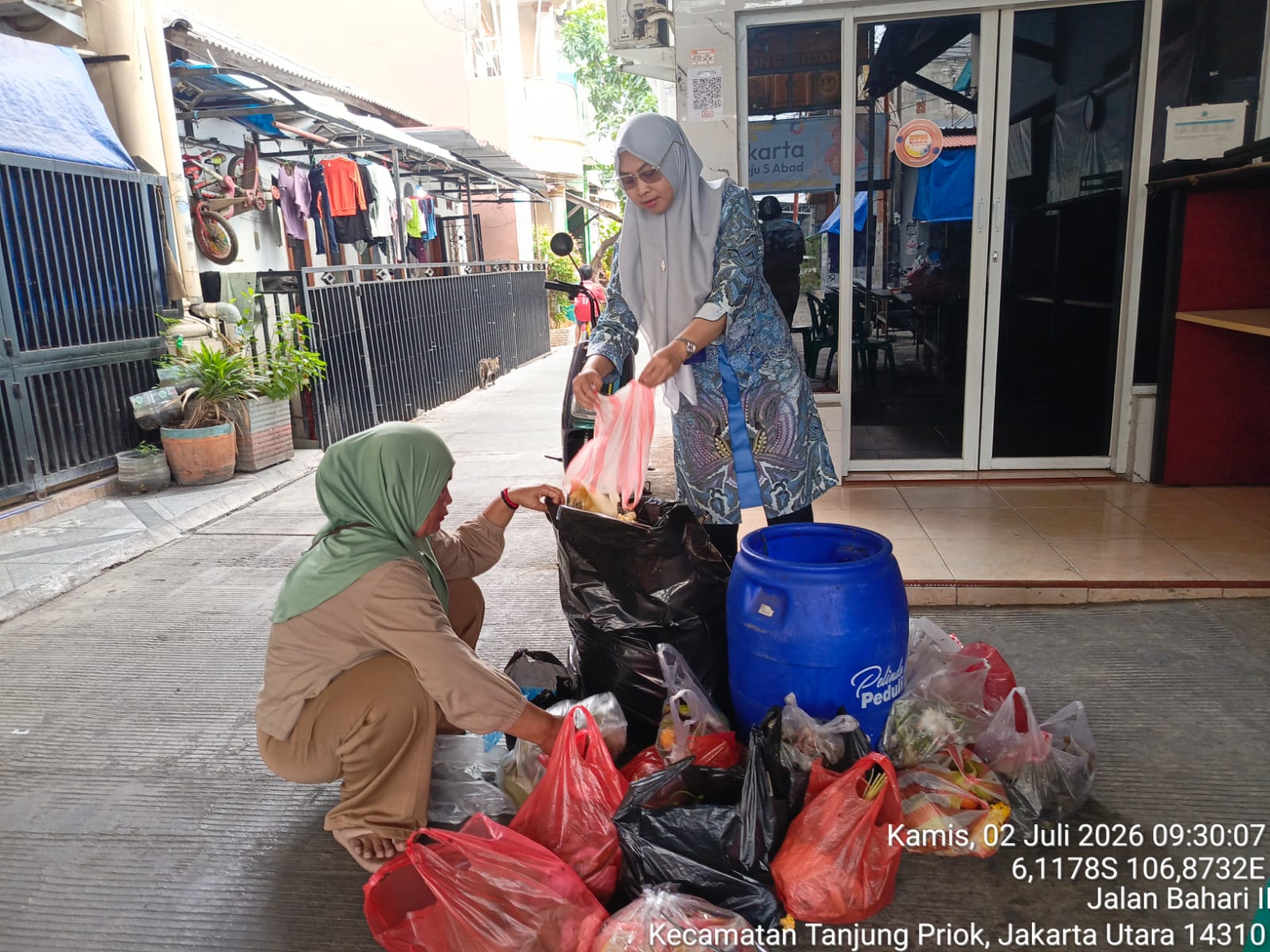 Monitoring Gerakan Pemilahan Sampah dan Sistem Penginputan Web Gerakan Pemilahan Sampah di RW.05 dan RW.06 Kelurahan Tanjung Priok 2