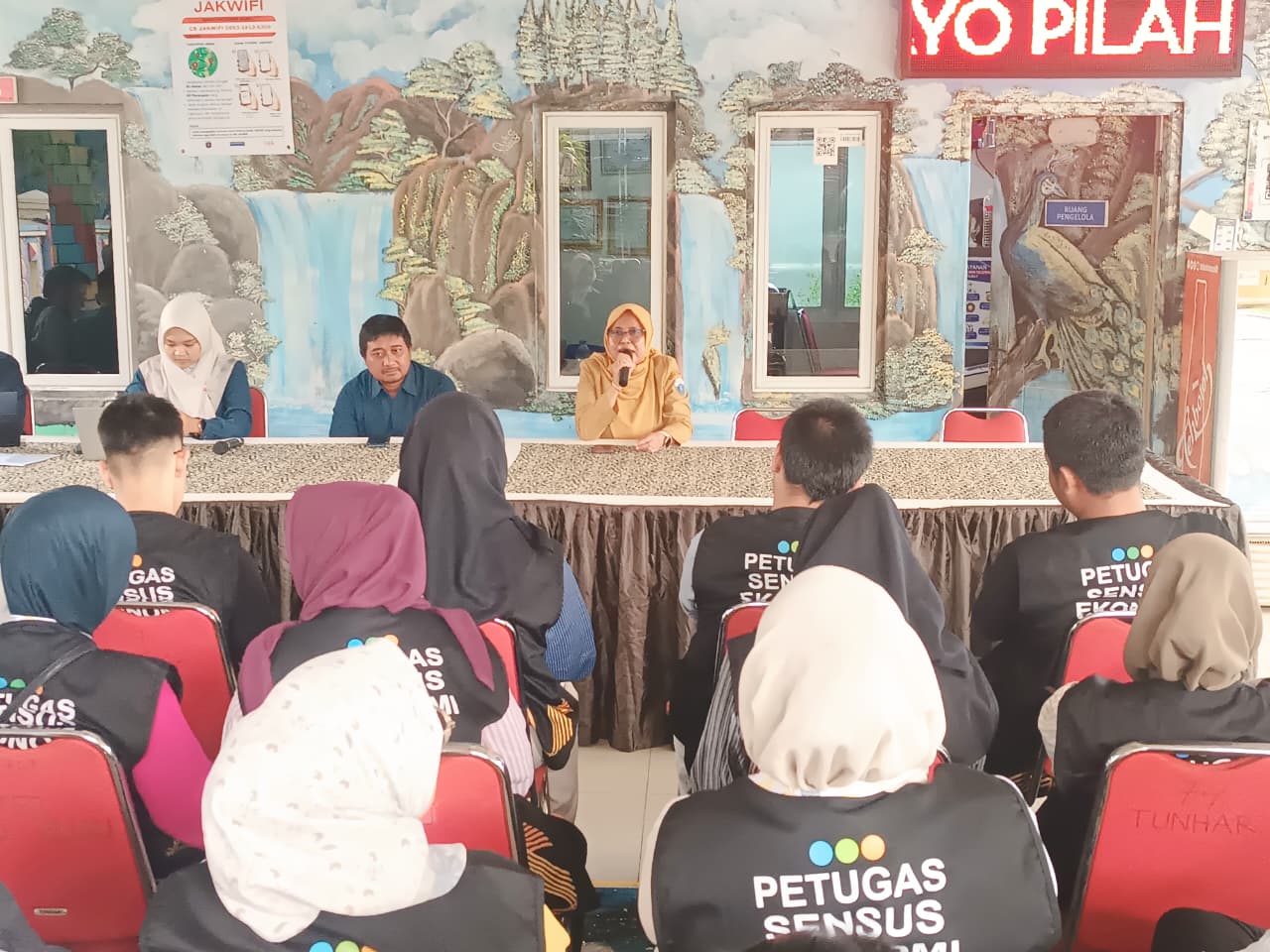 Matangkan Akurasi Data Usaha, BPS Bersama Jajaran Kelurahan Sunter Jaya Gelar Evaluasi Sensus Ekonomi di RPTRA Sunter Jaya Berseri 2