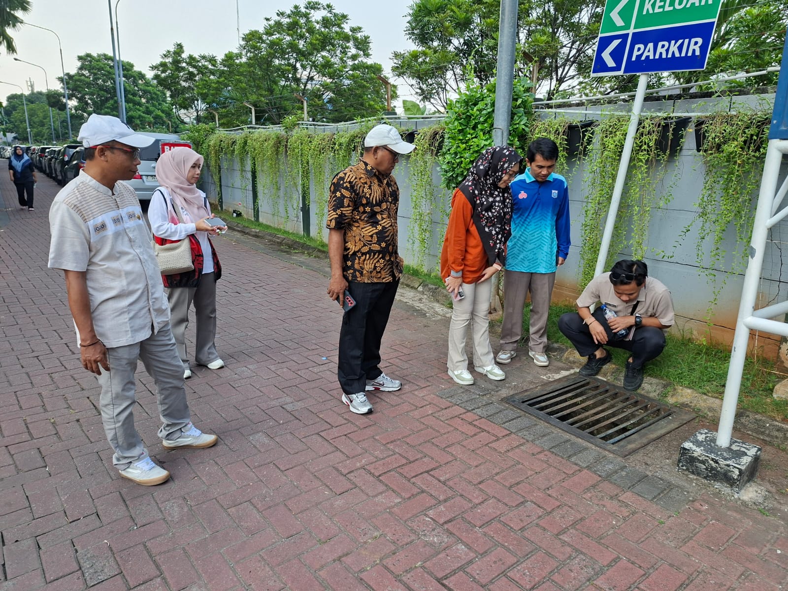 Antisipasi DBD di Kawasan Hunian Vertikal, Jajaran Kelurahan Sunter Jaya Gencarkan G3M dan PSN di Apartemen Park View RW 015 6