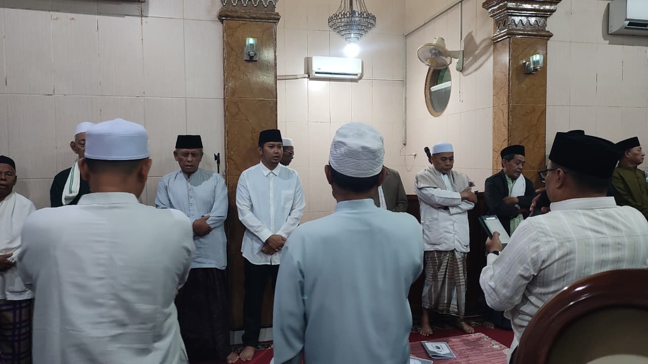 Perkuat Ukhuwah dan Serap Aspirasi, Jajaran Kelurahan Sunter Jaya Gelar Subuh Keliling di Masjid Jami Nurul Iman RW 05 1