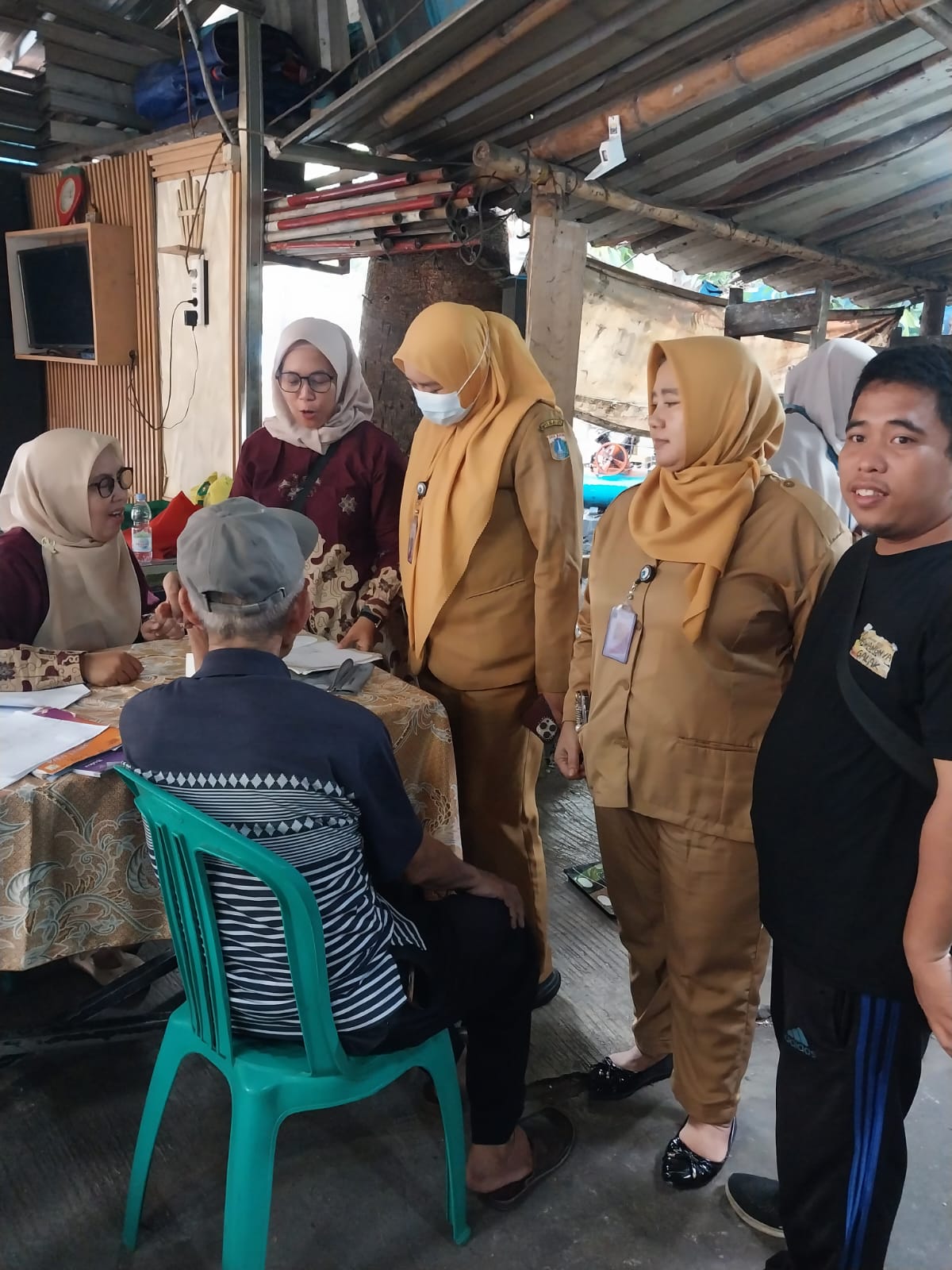 Kegiatan Posyandu Lansia 10B Dukung Peningkatan Layanan Kesehatan bagi Warga Lanjut Usia di RW 10 2