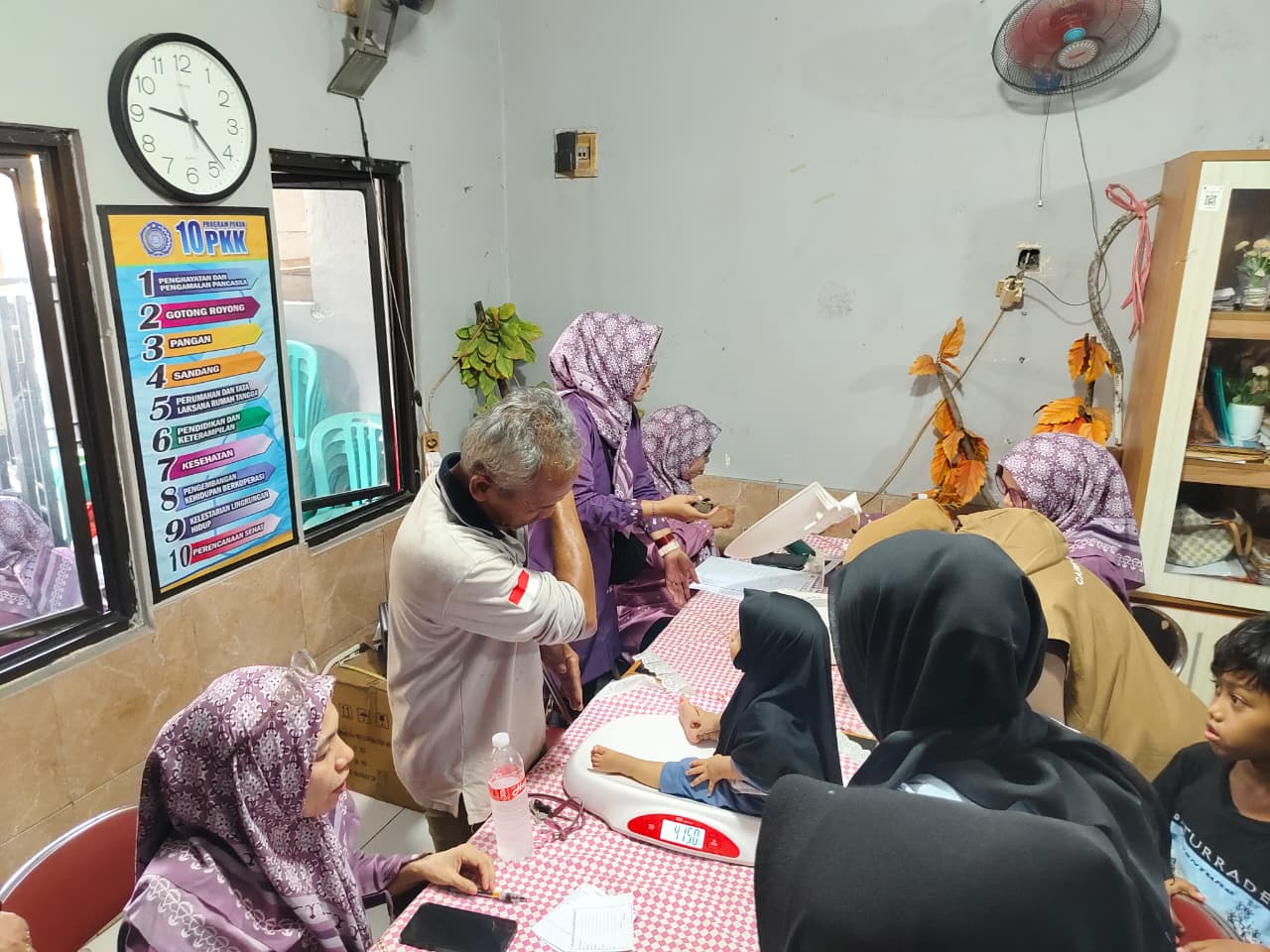 Posyandu Balita dan Lansia Mawar RW 008 Perkuat Pelayanan Kesehatan Masyarakat di Kelurahan Papanggo 6