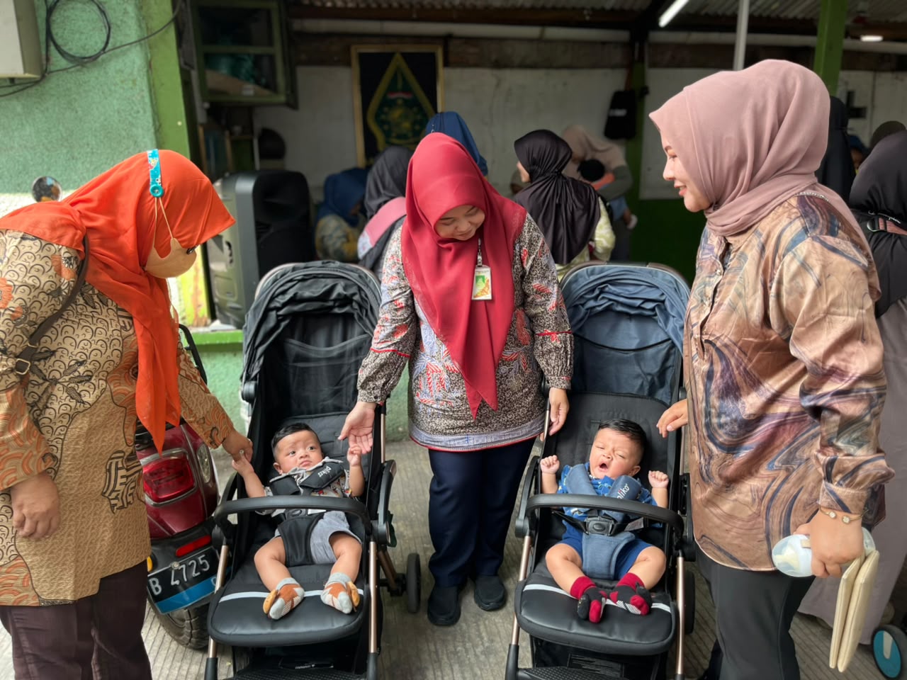 Monitoring Kegiatan Posyandu RW 001 Wilayah Kelurahan Pademangan Timur 5