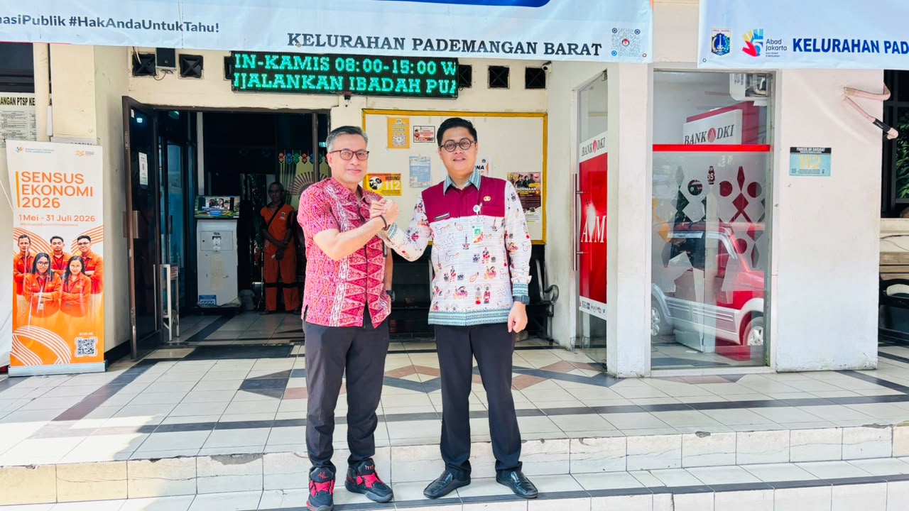 BPJS Ketenagakerjaan Cabang Mangga Dua Salurkan Santunan Jaminan Kematian kepada Ahli Waris Pengurus RT 11 RW 07 di Kelurahan Pademangan Barat 4