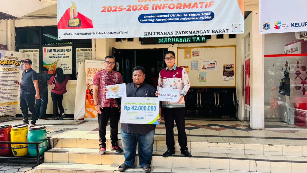 BPJS Ketenagakerjaan Cabang Mangga Dua Salurkan Santunan Jaminan Kematian kepada Ahli Waris Pengurus RT 11 RW 07 di Kelurahan Pademangan Barat 3