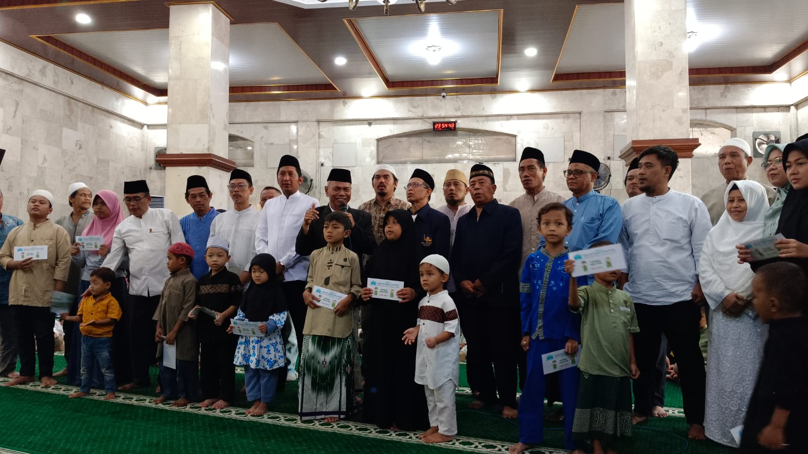 Santunan Anak Yatim Piatu Warnai Peringatan Tahun Baru Islam 1448 Hijriah di Kelurahan Papanggo 1