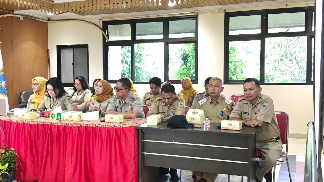 Lurah Rawa Badak Selatan Hadiri Rapat Koordinasi Mingguan Tingkat Kecamatan Koja 3