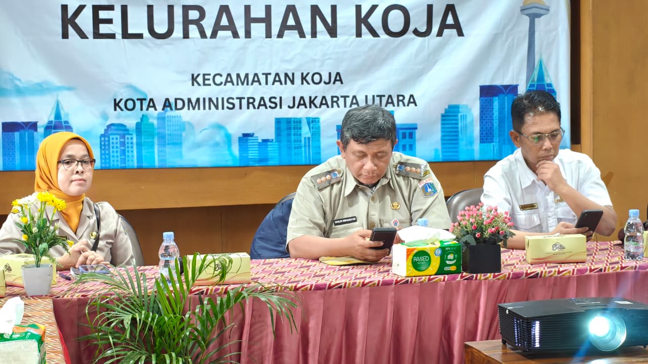 Lurah Rawa Badak Selatan Hadiri Rapat Koordinasi Mingguan Tingkat Kecamatan Koja 6