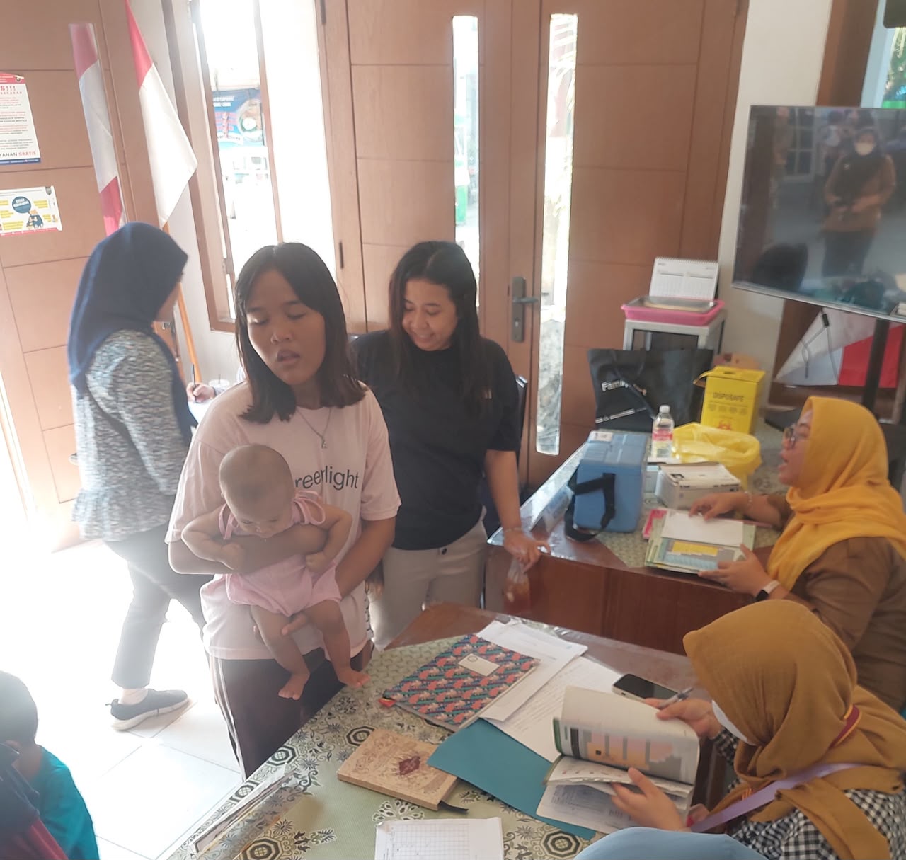 Monitoring Kegiatan Posyandu Lansia dan Balita RW 012 Pos 1 Kelurahan Pademangan Timur 2