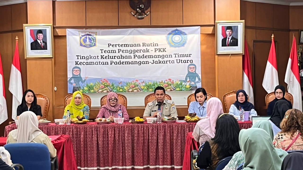 Pertemuan Rutin Bulan Juli Tim Penggerak PKK Kelurahan Pademangan Timur: Memperkuat Sinergi, Pemberdayaan Keluarga, dan Kolaborasi untuk Mewujudkan Masyarakat yang Mandiri dan Sejahtera 2