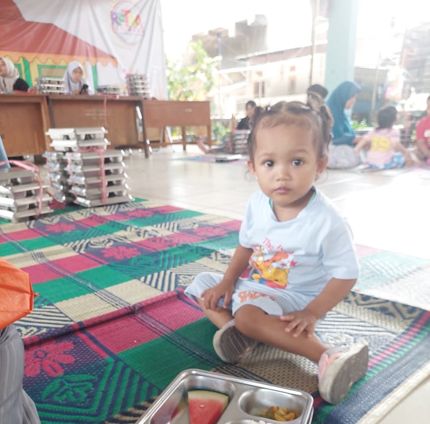 Pendistribusian Makan Bergizi Gratis (MBG) B3: Wujud Nyata Komitmen Meningkatkan Gizi Masyarakat dan Mewujudkan Generasi Indonesia yang Sehat, Cerdas, dan Berkualitas 2