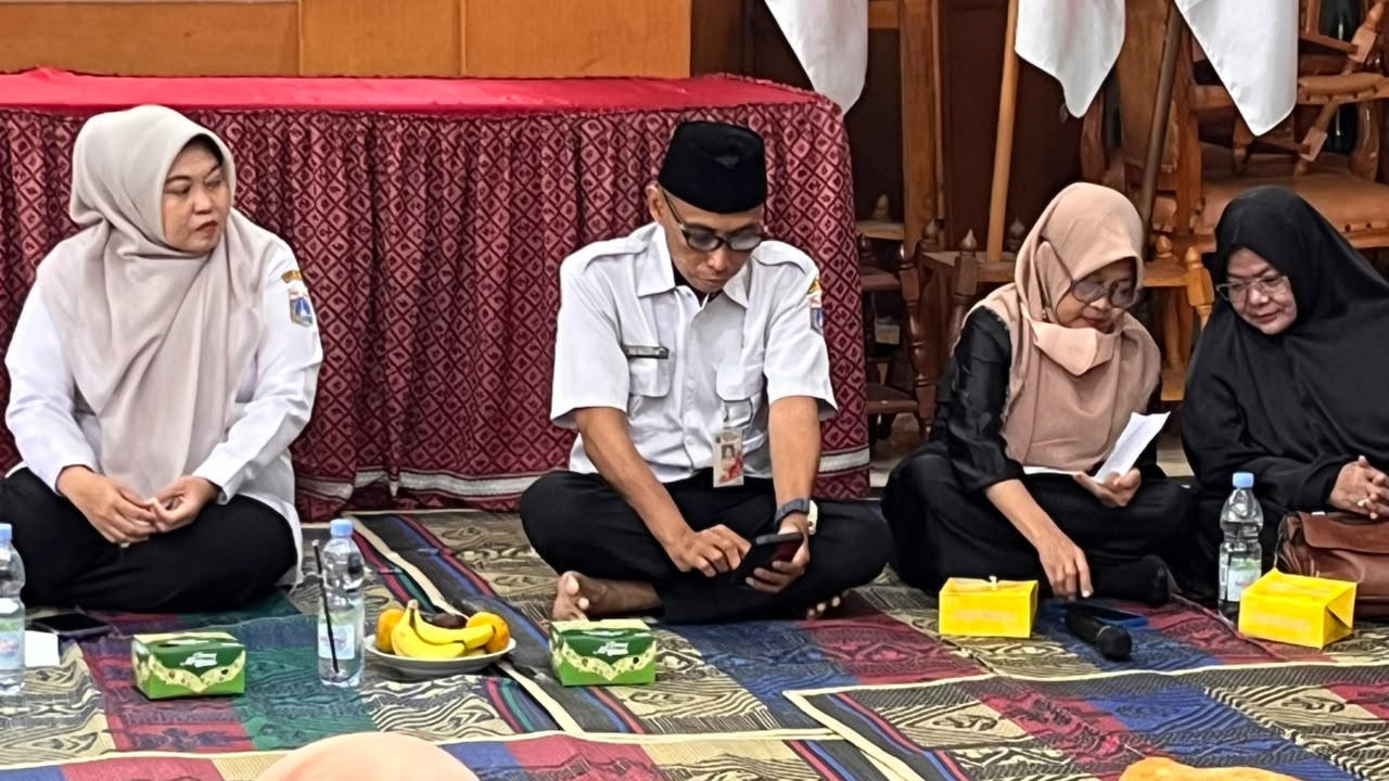 Pengajian Rutin TP-PKK Tingkat Kelurahan Pademangan Timur: Memperkuat Keimanan, Kebersamaan, dan Semangat Pengabdian dalam Membangun Masyarakat yang Harmonis 6