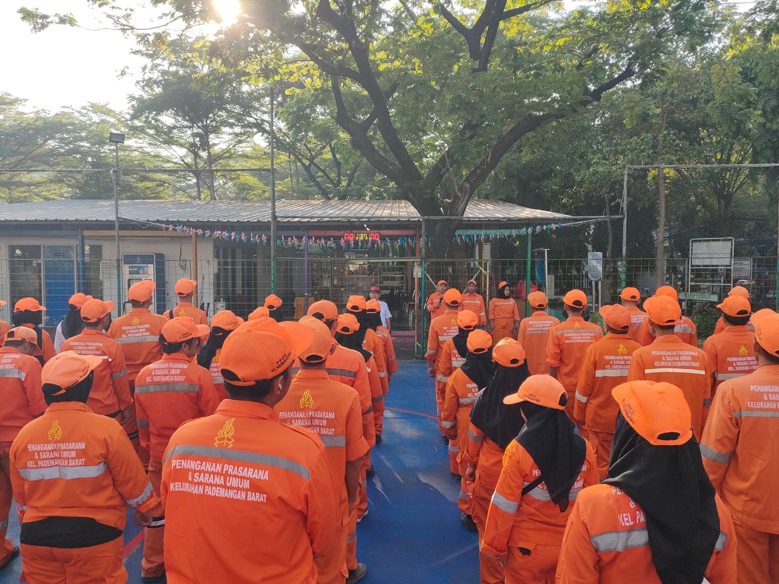 Kegiatan Apel Pagi PJLP PPSU Dan PJLP RPTRA 1
