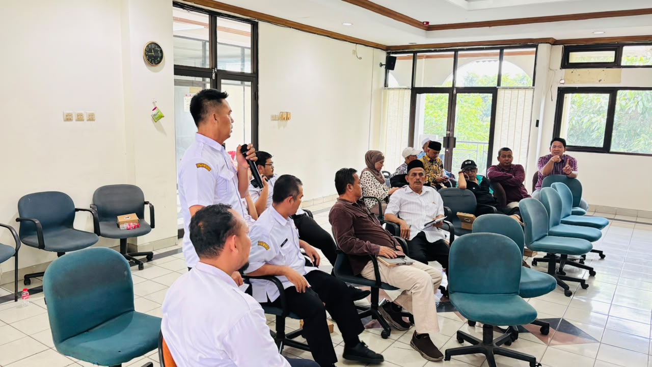 Kelurahan Pademangan Barat Gelar Rapat Pembahasan Standar Pelayanan Libatkan Berbagai Pemangku Kepentingan 3