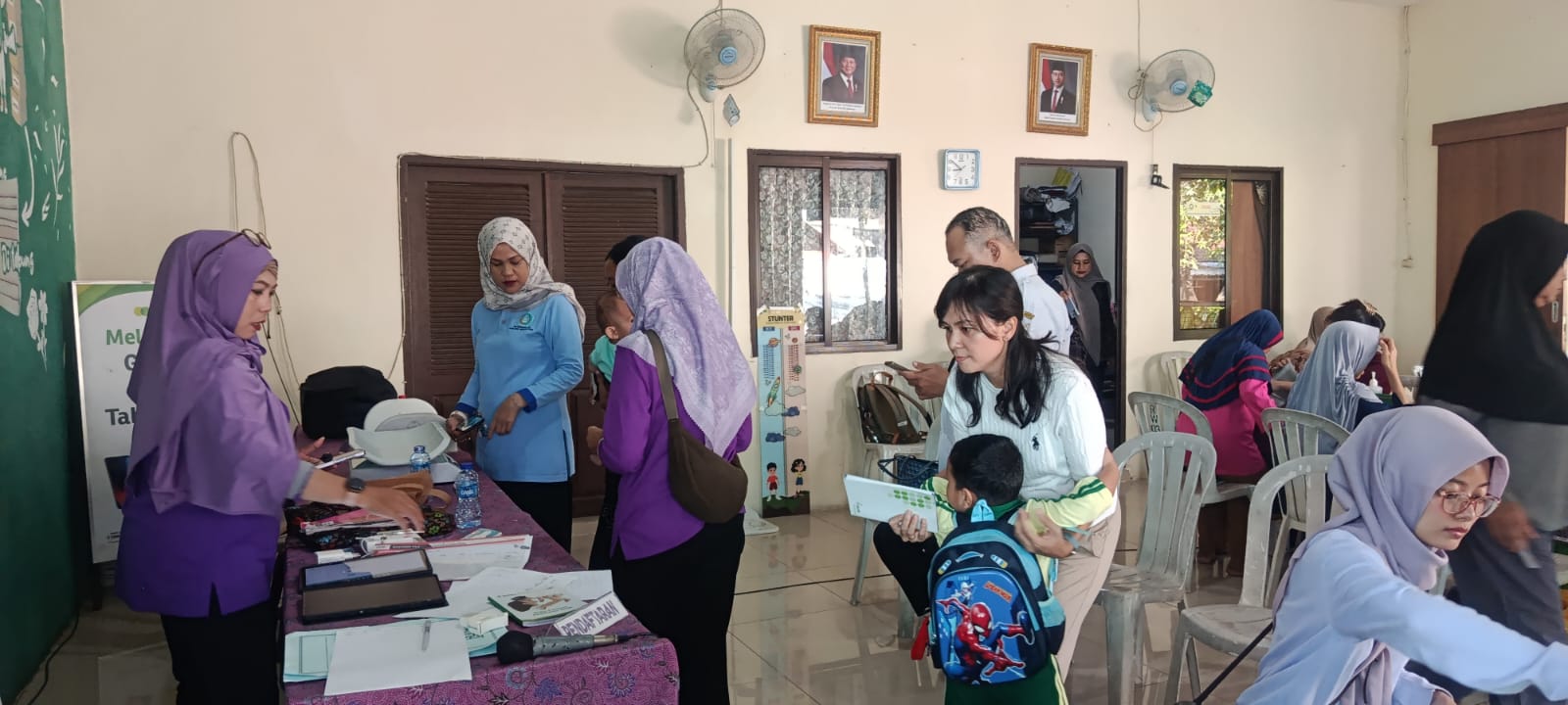 Wujudkan Masyarakat Sehat Kelurahan Kelapa Gading Timur Pantau Posyandu RW 003 6